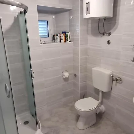 Vlaho Apartment *